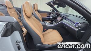 Mercedes-Benz CLE-Class CLE450 4MATIC Cabriolet 2025 года из Южной Кореи