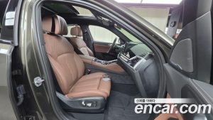 BMW X6 xDrive40i M Sport 2025 года из Южной Кореи