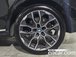 BMW X7 xDrive 40i M Sport 7-Seater 2024 года из Южной Кореи