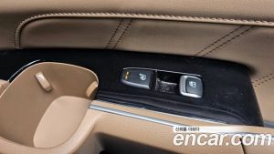 Kia Sorento Бензин 2.5T 2WD 2024 года из Южной Кореи