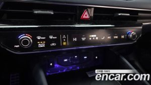 Kia K8 Signature Black 2025 года из Южной Кореи