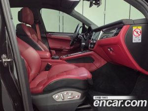 Porsche Macan 2.9 GTS 2023 года из Южной Кореи