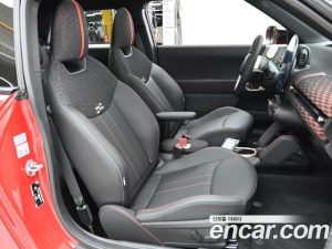 Mini Cooper JCW 2025 года из Южной Кореи