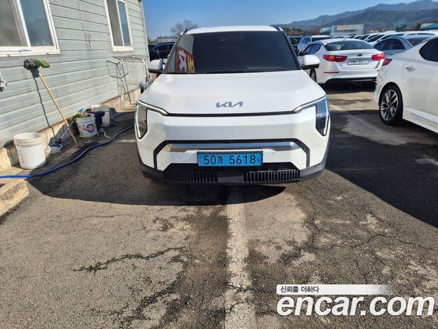 Kia EV3 Standard 2WD 2025 года из Кореи