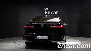 BMW 7-Series 740d xDrive Design Pure Excellence 2023 года из Южной Кореи