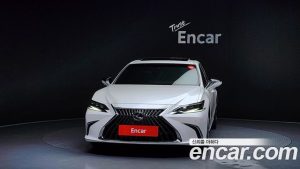Lexus ES Executive 2023 года из Южной Кореи