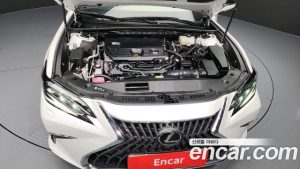 Lexus ES Executive 2023 года из Южной Кореи