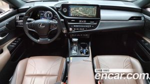 Lexus ES Executive 2023 года из Южной Кореи