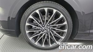 Hyundai Grandeur 3.5 Бензин 2WD 2025 года из Южной Кореи