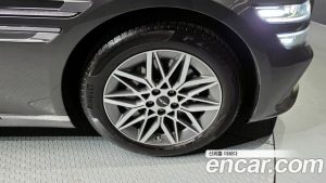Genesis G80 Бензин 2.5 Turbo AWD 2025 года из Южной Кореи