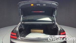 Genesis G80 Бензин 2.5 Turbo AWD 2025 года из Южной Кореи