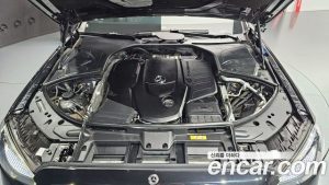 Mercedes-Benz S-Class S400 d 4MATIC 2023 года из Южной Кореи