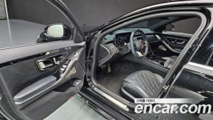 Mercedes-Benz S-Class S400 d 4MATIC 2023 года из Южной Кореи