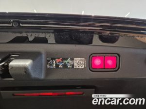 Mercedes-Benz E-Class E300 4MATIC AMG Line 2025 года из Южной Кореи