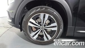 Mercedes-Benz GLB-Class GLB200 d 2023 года из Южной Кореи