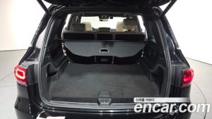Mercedes-Benz GLB-Class GLB200 d 2023 года из Южной Кореи