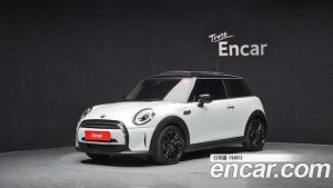 Mini Cooper CLASSIC Plus 2024 года из Южной Кореи