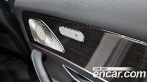 Mercedes-Benz GLE-Class GLE400d 4MATIC Coupe 2023 года из Южной Кореи
