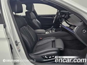 BMW 5-Series 530i xDrive M Sport 2023 года из Южной Кореи