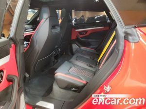 Lamborghini Urus 4.0 V8 SE 2025 года из Южной Кореи