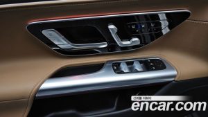 Mercedes-Benz SL-Class AMG SL63 4MATIC+ MANUFAKTUR 2024 года из Южной Кореи