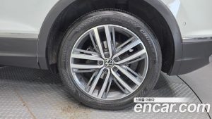 Volkswagen Tiguan 2.0 TDI Prestige 2022 года из Южной Кореи