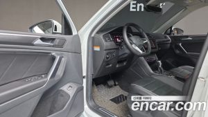 Volkswagen Tiguan 2.0 TDI Prestige 2022 года из Южной Кореи