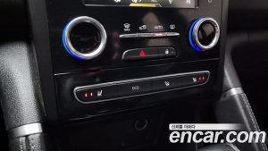 Renault-KoreaSamsung QM6 2.0 GDe LE Signature 2WD 2023 года из Южной Кореи