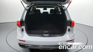 Renault-KoreaSamsung QM6 2.0 GDe LE Signature 2WD 2023 года из Южной Кореи