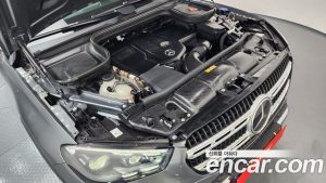Mercedes-Benz GLE-Class GLE300d 4MATIC 2025 года из Южной Кореи