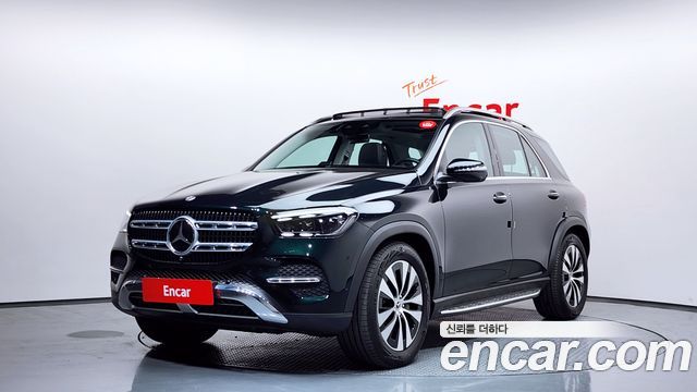 Mercedes-Benz GLE-Class GLE300d 4MATIC 2025 года из Кореи