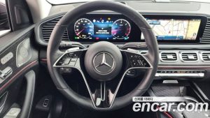 Mercedes-Benz GLE-Class GLE300d 4MATIC 2025 года из Южной Кореи
