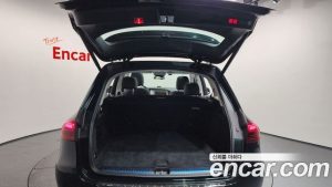 Mercedes-Benz GLE-Class GLE300d 4MATIC 2025 года из Южной Кореи
