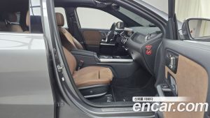 Mercedes-Benz GLA-Class GLA250 4MATIC 2025 года из Южной Кореи