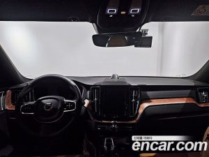 Volvo XC60 B6 ULTIMATE Bright 2024 года из Южной Кореи