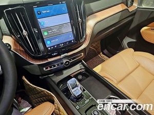 Volvo XC60 B6 ULTIMATE Bright 2024 года из Южной Кореи