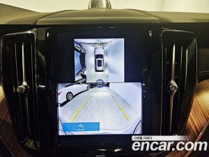 Volvo XC60 B6 ULTIMATE Bright 2024 года из Южной Кореи