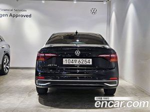Volkswagen Jetta 1.5 TSI Premium 2023 года из Южной Кореи
