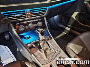 Volkswagen Jetta 1.5 TSI Premium 2023 года из Южной Кореи