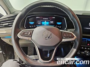 Volkswagen Jetta 1.5 TSI Premium 2023 года из Южной Кореи