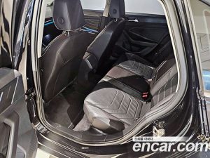 Volkswagen Jetta 1.5 TSI Premium 2023 года из Южной Кореи
