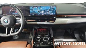 BMW 5-Series 530i xDrive M Sport 2024 года из Южной Кореи
