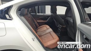 BMW 5-Series 530i xDrive M Sport 2025 года из Южной Кореи