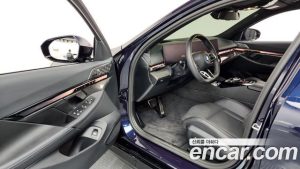 BMW 5-Series 550e xDrive M Sport PRO 2025 года из Южной Кореи