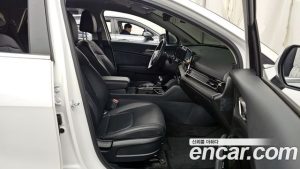 Kia Sportage Бензин 1.6 Turbo 2WD 2024 года из Южной Кореи