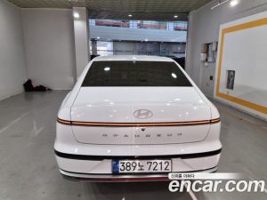 Hyundai Grandeur 2.5 Бензин 2WD 2024 года из Южной Кореи