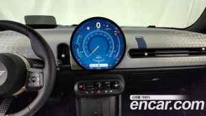 Mini Cooper 5Door Favoured 2025 года из Южной Кореи