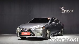 Lexus ES Executive 2022 года из Южной Кореи