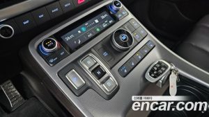 Hyundai Palisade Дизель 2.2 2WD 2024 года из Южной Кореи