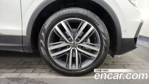 Volkswagen Tiguan 2.0 TDI 4 Prestige 2023 года из Южной Кореи